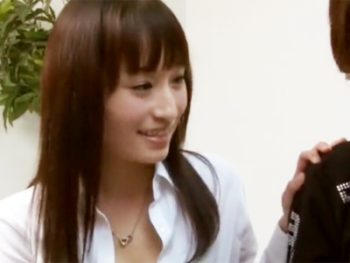 かわいいお姉さんが前戯から本番まで手取り足取り教えてくれるお姉さん痴女童貞コスプレハメ撮りのアダルト動画