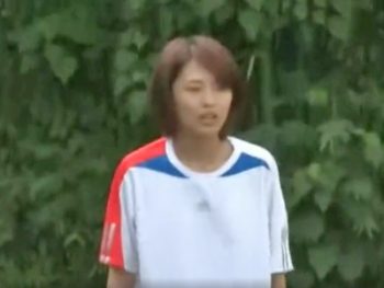 快活なスポーツ女子をハメ倒すセクハラ合宿！巨乳美少女顔射のエロ動画