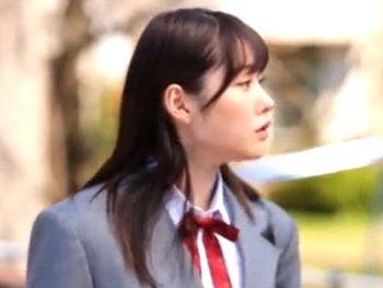 文科系の清楚な女子校生が…相部屋になった後輩と朝まで絶倫パコ！女子校生美少女のAV無料動画