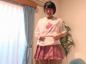 ロリコン歓喜な短髪妹にたっぷり中出しハメ素人美少女妹中出し近親相姦のアダルト動画