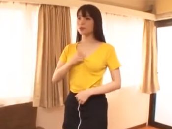 勉強しないでオナってばかりの息子を心配した母親がパコらせて中出しさせちゃうｗ巨乳中出し近親相姦のエッチ動画