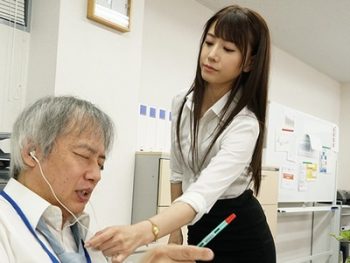 いつもムカつくんだよ！年下の女上司がイライラ＆ムラムラさせてくるので犯してやったｗお姉さんOLレイプ初川みなみのアダルト動画