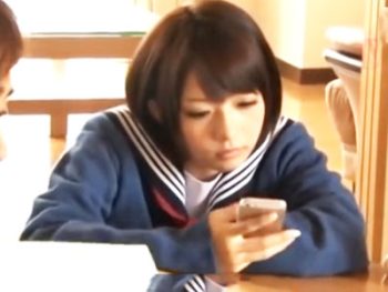 かわいい妹に手を出す鬼畜兄に逝かされる美女JK女子校生美少女中出し近親相姦のアダルト動画