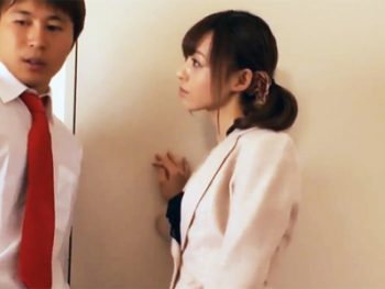 愛する2人の青春に割って入ってじっくり寝取る美女美少女お姉さん痴女のエロ動画