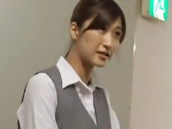 強姦魔に媚薬を注入され強制発情してしまったお姉さんがレイプされて快楽堕ちお姉さんイラマチオレイプの無料AV動画