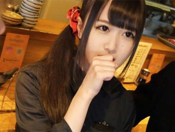居酒屋の看板娘を報酬で釣って店内で強引にレイプして顔射ｗ美少女顔射レイプの無料アダルト動画