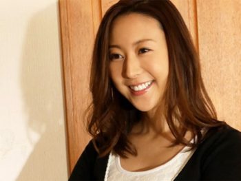 若過ぎる義理の母に欲情した息子が夜這いを仕掛け近親中出しNTRレイプ巨乳人妻パイパン中出し...