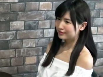 神乳美少女がマシンガンピストンで限界突破させられる巨乳美少女顔射桜空もものエロ動画