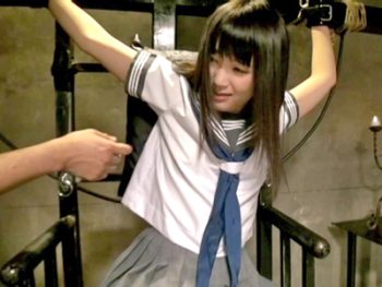 くすぐられて壊れるキミの顔が見たい、全身くすぐり体罰美少女木村つなのエロ動画