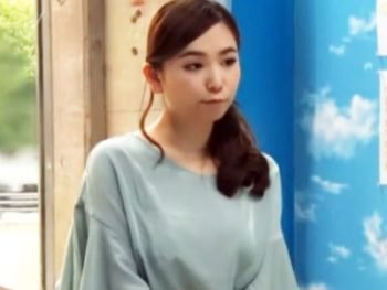 妊活中の清楚な人妻がおっぱいマッサで発情してNTRパコでアへイキ大絶頂ｗ巨乳素人人妻中出しマッサージのアダルト動画