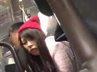 黒髪少女を黒ストッキングだけ履いてる状態で犯し倒す！素人美少女顔射レイプの無料エロ動画