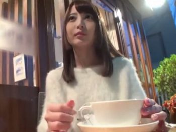 ご飯奢ってナンパした素人さんを勢いでAV出演させることに成功ｗ素人美少女ナンパのエロ動画