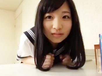 発情期な美少女JKが童貞家庭教師を誘惑パコ！女子校生美少女童貞オナニーのAV無料動画
