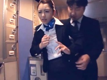 飛行機で時間停止！CAさんをハメ放題してストッキングにザーメン発射！お姉さんOLパンストレイプ桜井あゆのアダルトエロ動画
