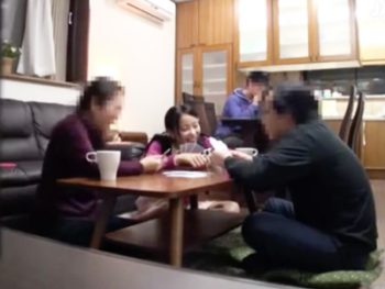 ガチ童顔な妹のパイパンマンに中出しキメる畜生兄美少女処女パイパン中出し近親相姦の無料AV