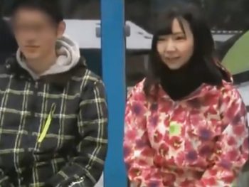 彼氏持ちの素人美少女が唯の友達と思っていた男に迫られてMM号内で中出しパコ素人美少女中出しの無料AV動画