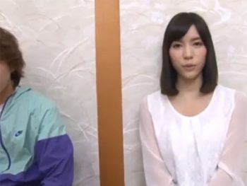 欲求不満な美人妻が年下チンポのイキの良さに我慢できずに浮気パコ巨乳人妻のエロ動画