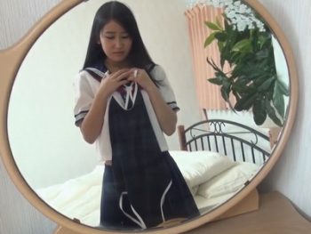 兄に恋心を抱えるJKが水着を着てたら途中で脱げなくなりｗ美少女コスプレ水着近親相姦のアダルト動画