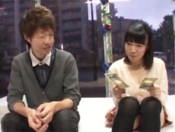 男友達に興奮して中出し懇願しちゃう黒髪美女素人美少女中出しのエロ動画