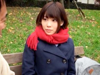 大人のキスに興味津々な美少女が中年親父とドロドロの唾液交換しながら唾飲みSEX巨乳美少女顔射のアダルト動画