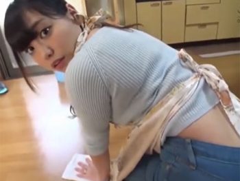 家事代行サービスの美女に我慢できずに襲い掛かり→生中出しバチキメ巨乳美少女お姉さん中出しのエロ動画