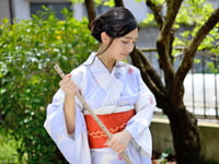 着物が似合うはんなり家政婦の騎乗位奉仕巨乳お姉さん古川いおりのポルノ動画