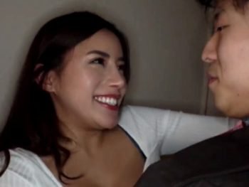 旦那が出社するとすぐに不倫相手に電話をして連れ込み不倫巨乳人妻のアダルト動画