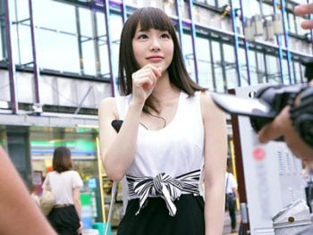 上野にいた凄い気遣いの美少女巨乳美少女の無料アダルト動画