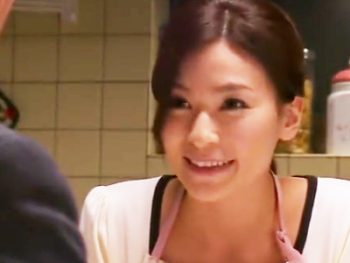 夫に売られて好きでもない男に中出しされて号泣する美人妻巨乳人妻中出しのエロ動画