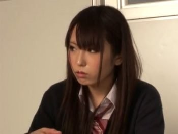 可愛さを盾に調子に乗っていた美少女JKがキモ男に責められ悶絶女子校生美少女フェライラマチオのアダルト動画