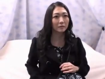 人生相談のはずが中出しセックスさせられちゃった素人さん素人お姉さん中出しのエロ動画