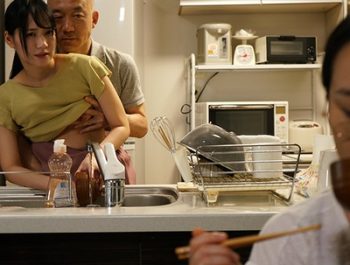 私、母の再婚相手に…毎日犯されてます。美少女レイプ近親相姦伊賀まこのアダルト動画