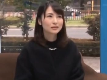 夫が帰って来るまでに！MM号で人妻が太い肉棒にメロメロでうっかり不倫素人人妻の無料アダルト動画