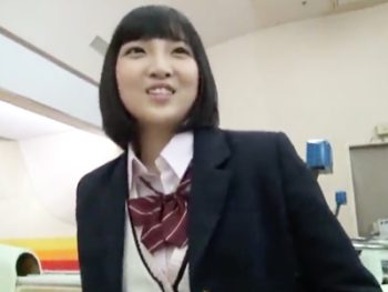 赤羽で円光を繰り返してる有名なビッチJKとボウリングデート→ホテル連れ込んで中出しベイビーメイクｗ巨乳女子校生美少女中出しの無料AV