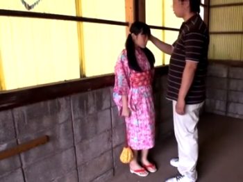 あふれ出る犯罪臭！お祭り帰りのJ○を拉致って強制イラマチオ美少女フェライラマチオアナルのエロ動画