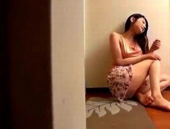 となる団地に媚薬入りウォーターサーバーを設置！発情した奥様たちを頂くNTRパコ痴女人妻のア...