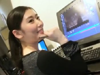 職場で仕事中に発情→同僚とガチパコ開始しそのまま生中出しバチキメお姉さん中出しのエッチ動画