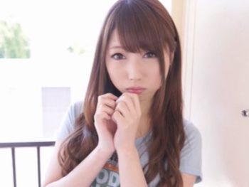 大好きなお姉ちゃんにハミ出し桃尻＆中出しで誘惑されてたまらず近親パコ巨乳お姉さん痴女中出し近親相姦のエロ動画