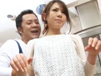 時間を停止してお料理教室に参加してるお姉さん達を好き放題ハメ倒す変態オヤジｗ巨乳顔射レイプの無料AV動画