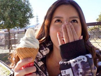 素顔に迫る旅行で、心もカラダも解放され濃密に交わるSEX巨乳お姉さん永井マリアのエロ動画