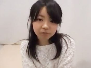 大人しい性格で地味系な素人娘が恥じらいながらも激しいピスハメで絶頂素人美少女ぶっかけのアダルト無料動画