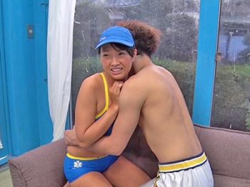 人工呼吸の実習でムラムラしちゃったライフセイバーが仕事中パコ巨乳素人お姉さんナンパの無料ア...