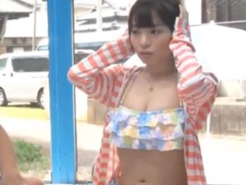 マッサージの筈がなし崩し的に男友達と中出しセックスしちゃった水着素人さん巨乳素人美少女水着中出しマッサージの無料アダルト動画