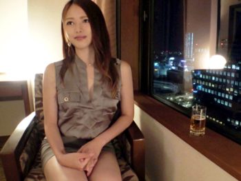 大人の色気漂うセクシーダンサーが夜景をバックに濃厚セックス巨乳素人お姉さんのエロ動画