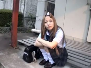 SNSで知り合った援交JKに大量中出し！素人女子校生ギャル痴女中出しハメ撮りナンパ桜井叶乃のエロ動画