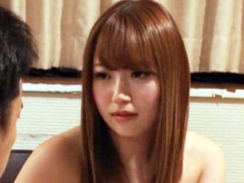 コーチと相部屋になり彼氏がいるのにガッツリ中出しされた美少女JK女子校生美少女パイパン中出しのアダルト動画