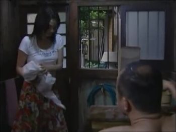 夫以外の男とヤっちゃう淫乱美人人妻痴女人妻フェラ露出のアダルト動画