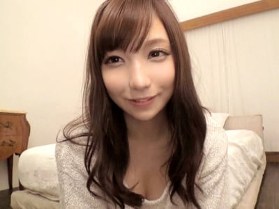 清楚系ビッチの女子大生と明るく激しく楽しいセックス！巨乳素人美少女のアダルトエロ動画