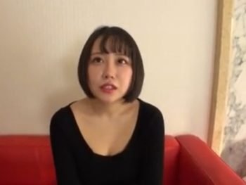 少し病み系の爆乳童顔女子と大量中出しハメ撮り巨乳素人中出しハメ撮りの無料アダルト動画