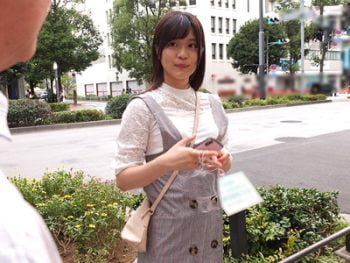 プレミア剛毛オマ○コの10代女子おじさんテクでアクメ堕ち素人女子校生美少女コスプレ中出しのアダルト動画